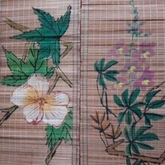 Split Roll Up Hanging Art - Picture 4 of 4